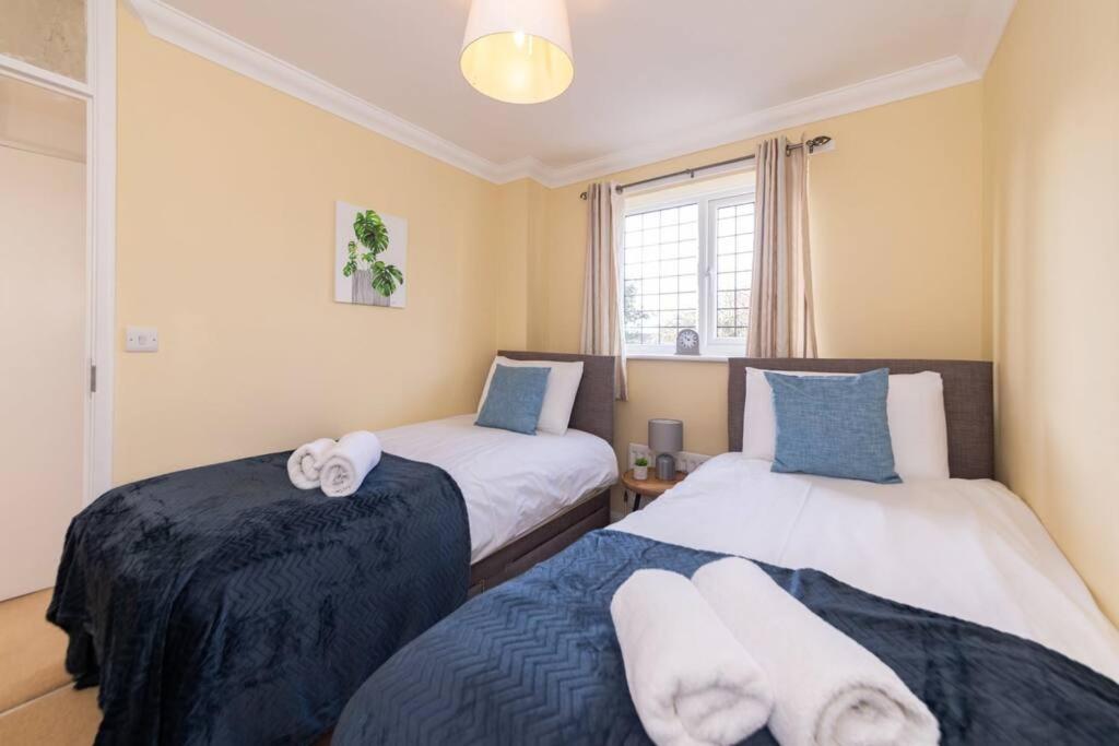 Ratby House - Spacious 3 Bed With Garden & Parking Earley Exterior photo