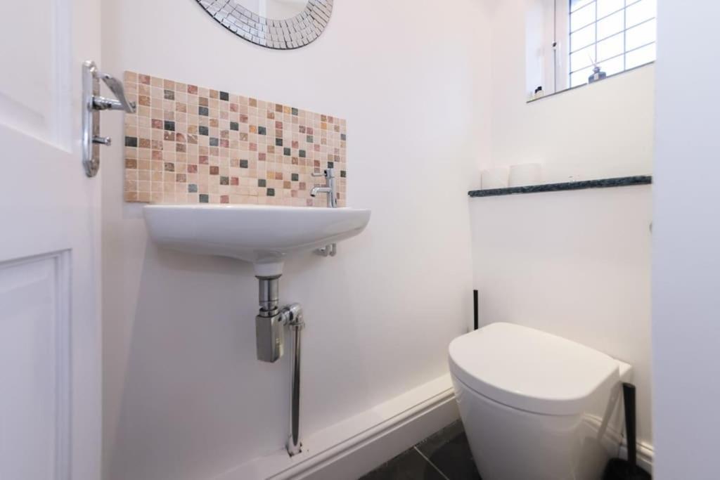 Ratby House - Spacious 3 Bed With Garden & Parking Earley Exterior photo